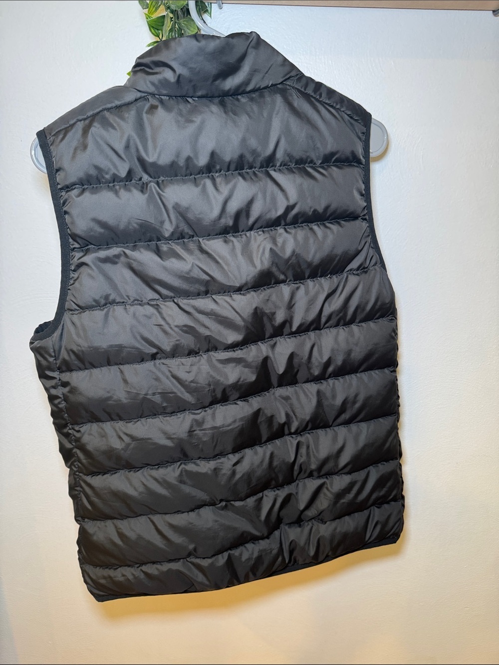 adidas Black Quilted Puffer down Vest with White Stripe Detail - Picture 8 of 8